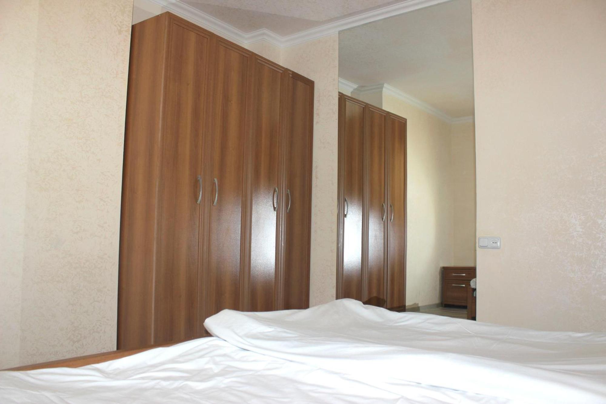 Holiday Home On Aygestan 11 Yerevan Phòng bức ảnh