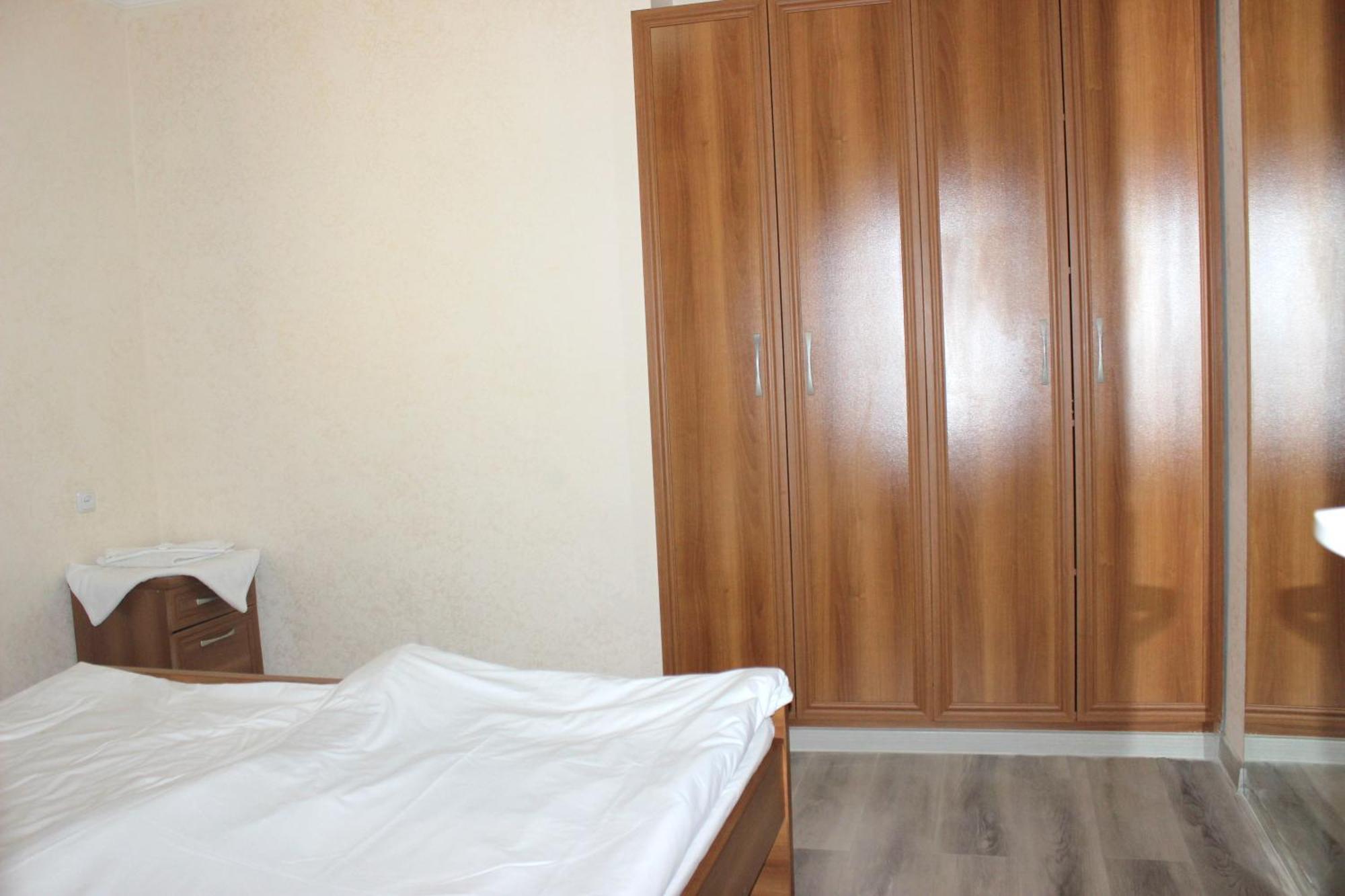 Holiday Home On Aygestan 11 Yerevan Phòng bức ảnh