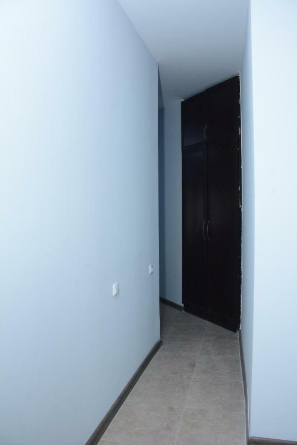 Holiday Home On Aygestan 11 Yerevan Ngoại thất bức ảnh