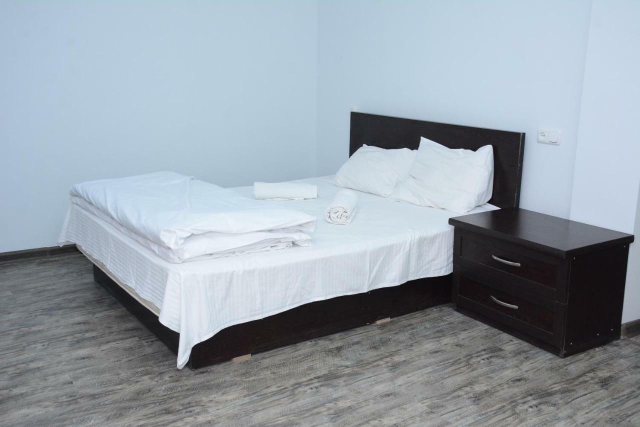 Holiday Home On Aygestan 11 Yerevan Ngoại thất bức ảnh