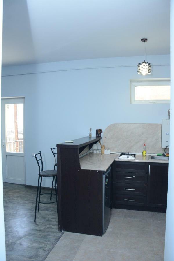 Holiday Home On Aygestan 11 Yerevan Ngoại thất bức ảnh